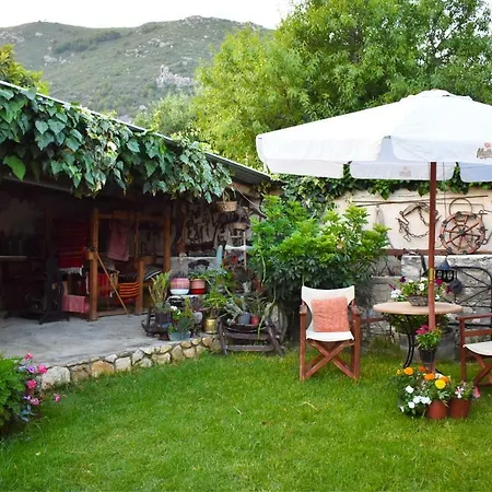 Vakantiehuis Victoria Holiday House *